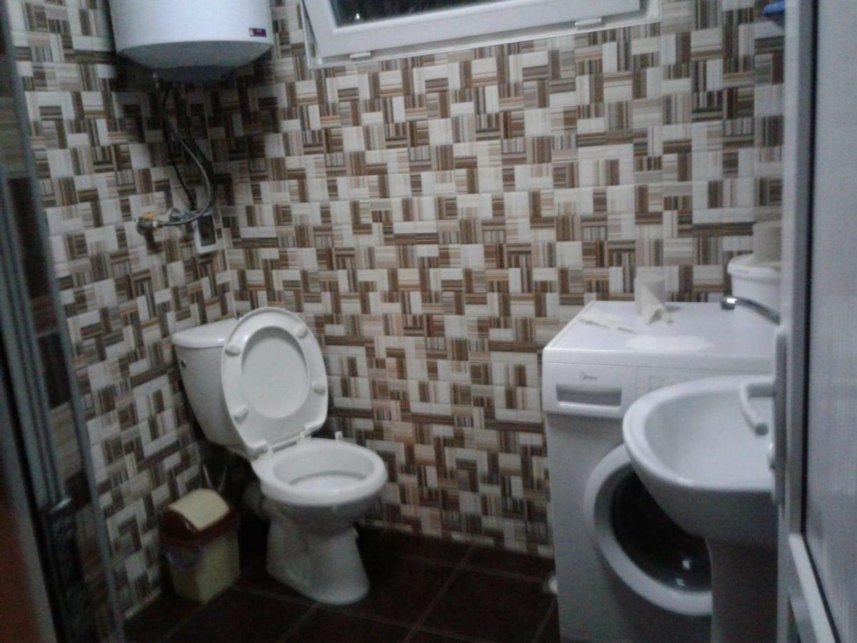 Levani'S Guesthouse Zugdidi Ngoại thất bức ảnh
